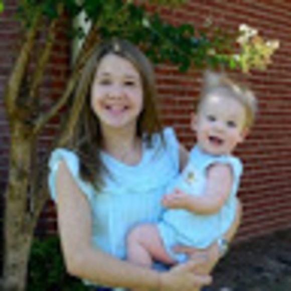 Meet your Posher, Hailey - Picture 1 of 1